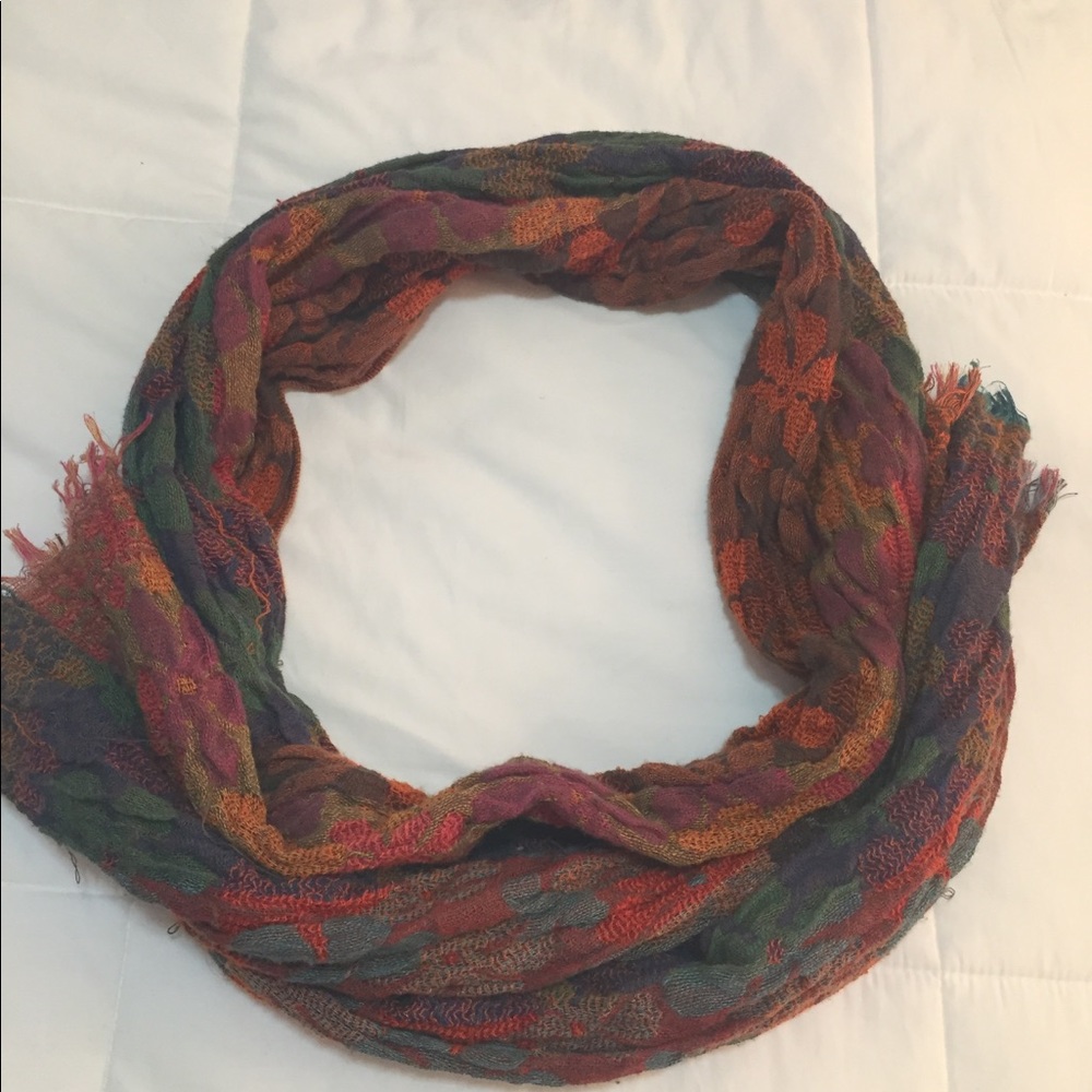 Beautiful Boho Scarf - Picture 6 of 6